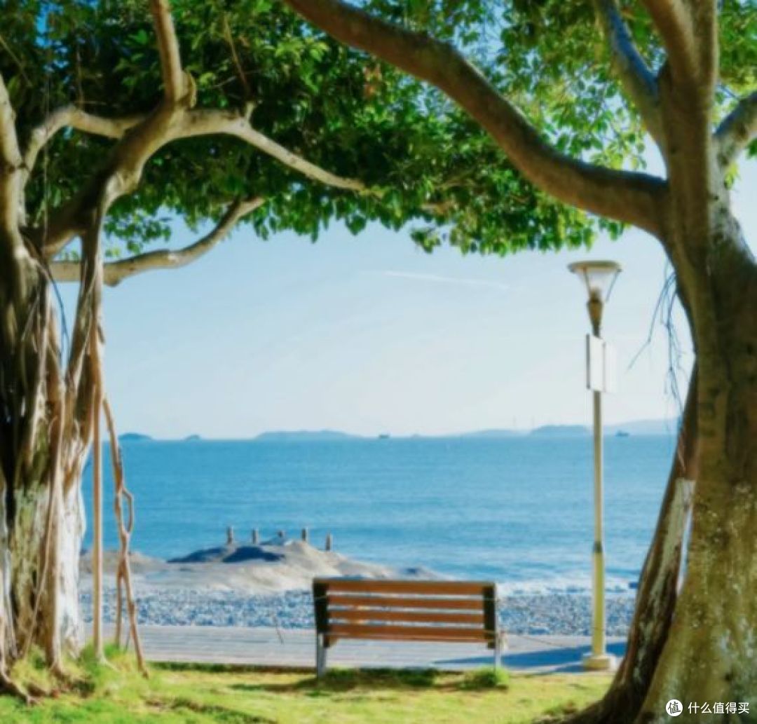 以月为名,以潮为乐:玩月坡的原生海岸之美