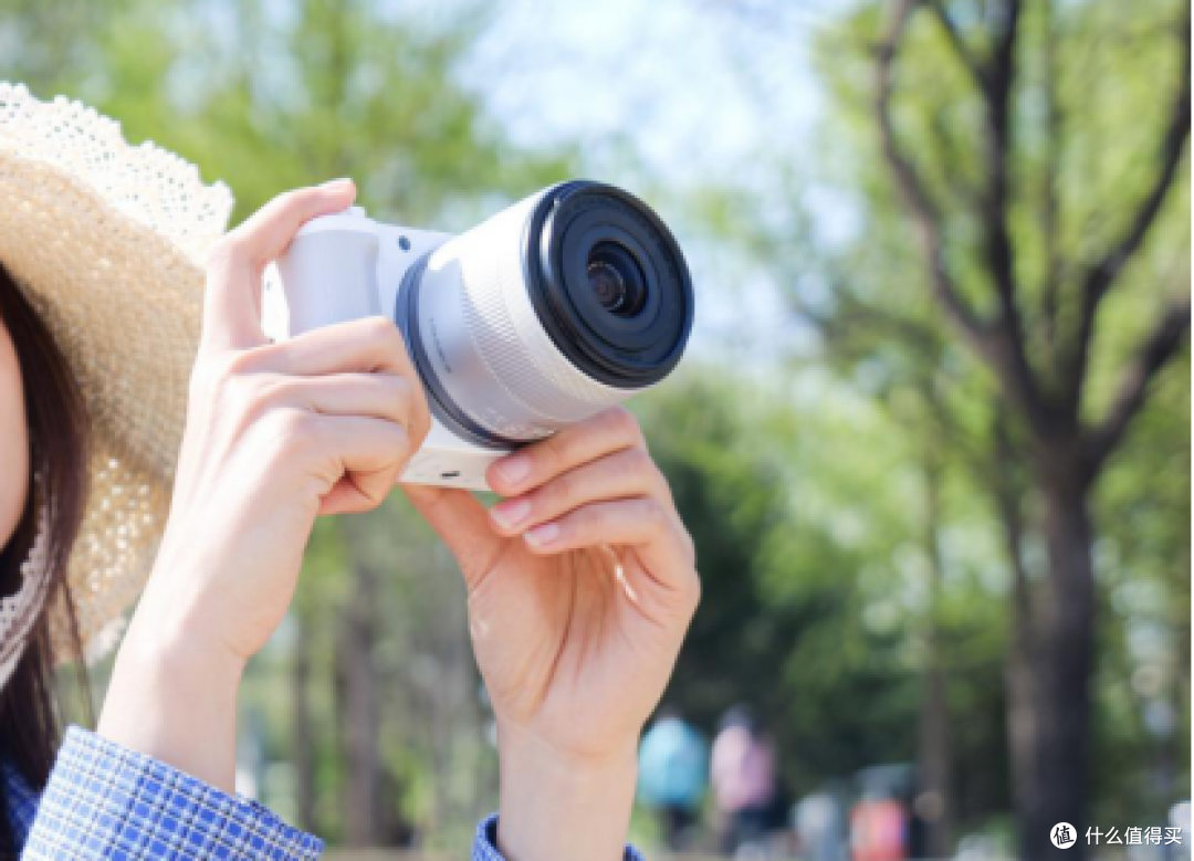 兼顾便携、画质与易用Vlog相机,佳能R50V给出了6000元档的答案