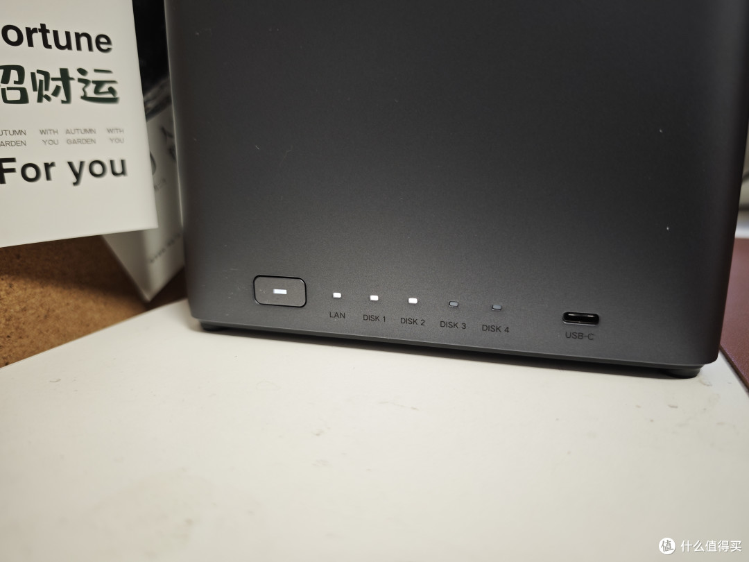 3句大白话告诉你,家用级NAS到底怎么选?附绿联NAS-DH4300实测