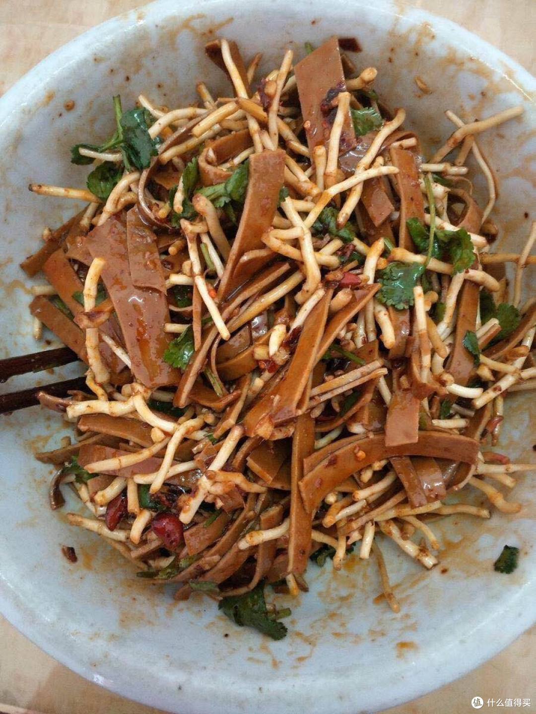 折耳根炒腊肉：家常鲜香的经典硬菜