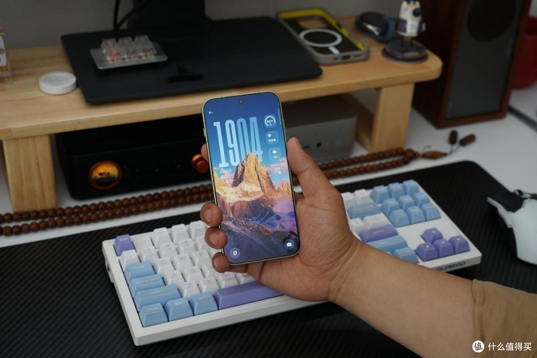 手感超棒的6.3英寸小屏旗舰:一加15T手机实测分享