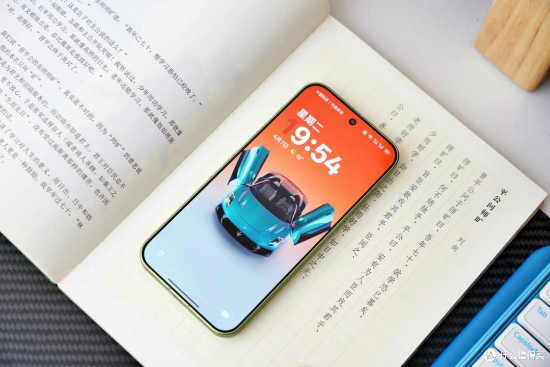 手感超棒的6.3英寸小屏旗舰:一加15T手机实测分享