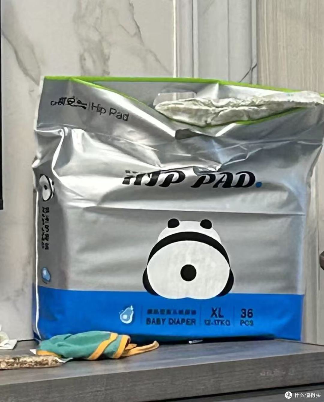 红屁屁拜拜🐼祺安熊猫乳木果小花裤太会了