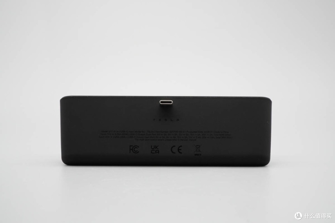 60W满速快充！特斯拉USB-C充电拓展坞实测