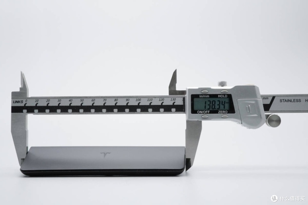 60W满速快充！特斯拉USB-C充电拓展坞实测
