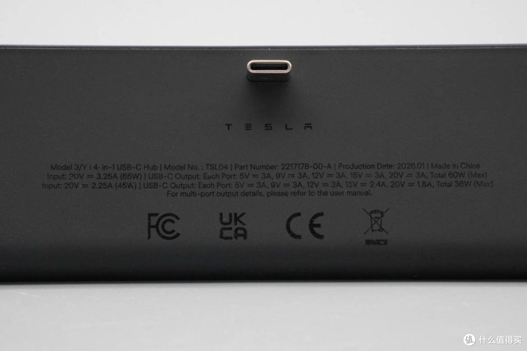 60W满速快充！特斯拉USB-C充电拓展坞实测