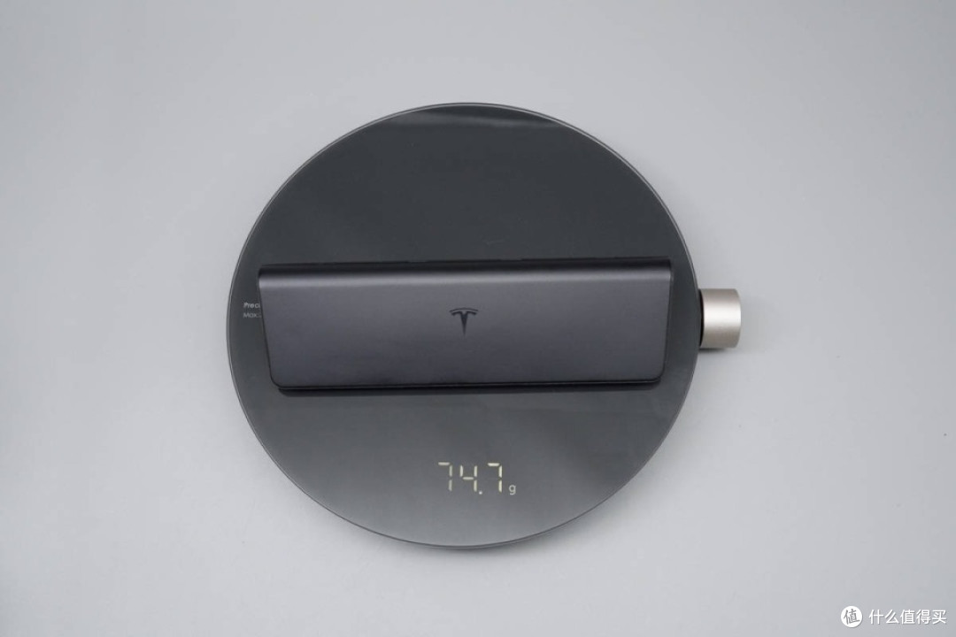 60W满速快充！特斯拉USB-C充电拓展坞实测