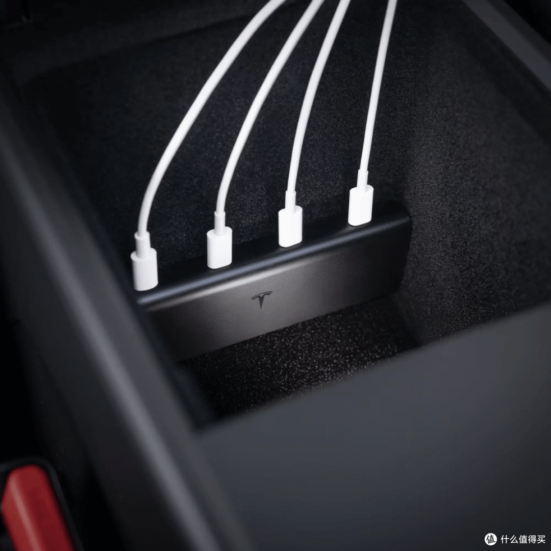 60W满速快充！特斯拉USB-C充电拓展坞实测