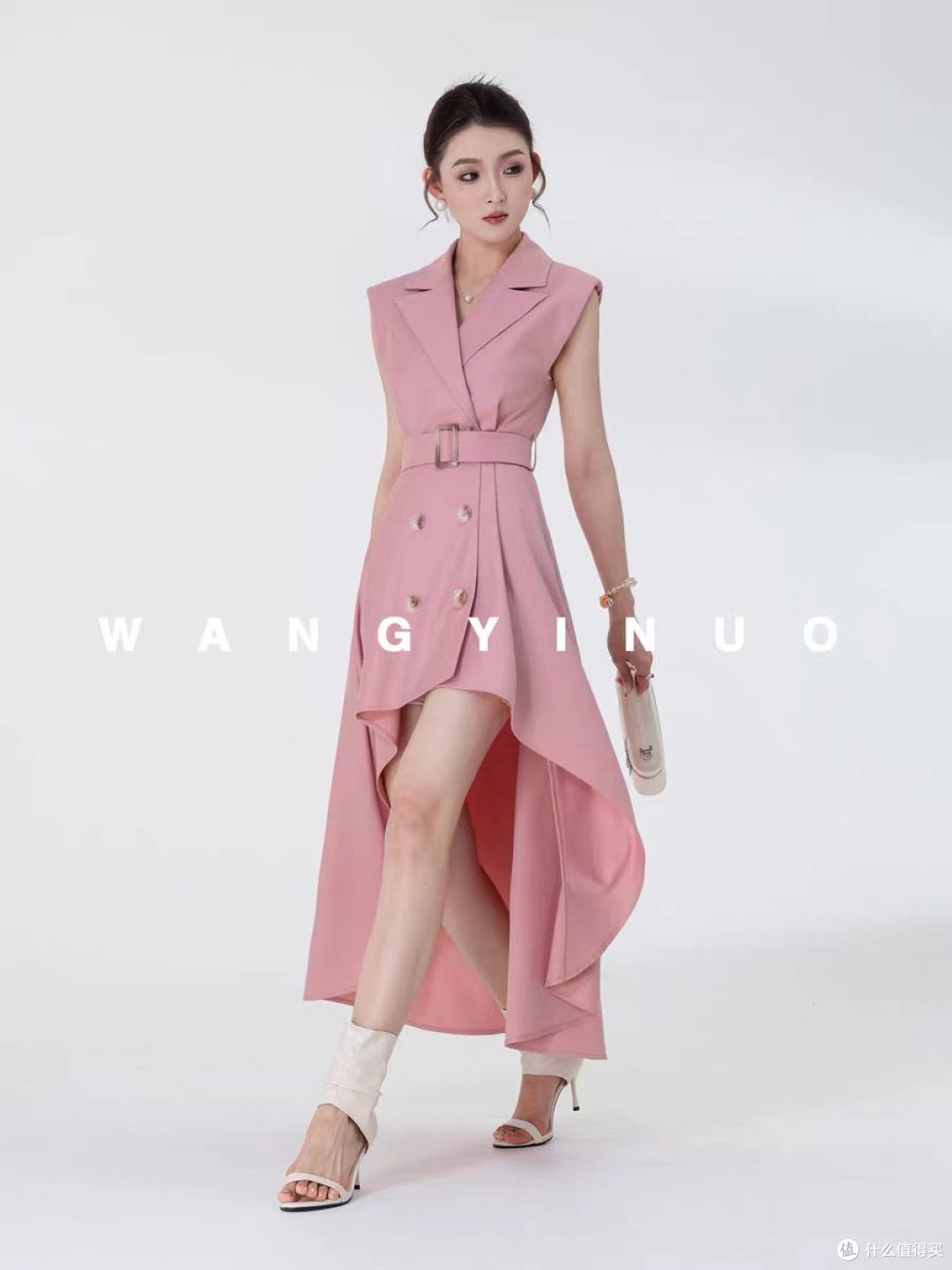 王依诺 YiNuo 巴黎秀场款|夏一片式百褶拼接连衣裙