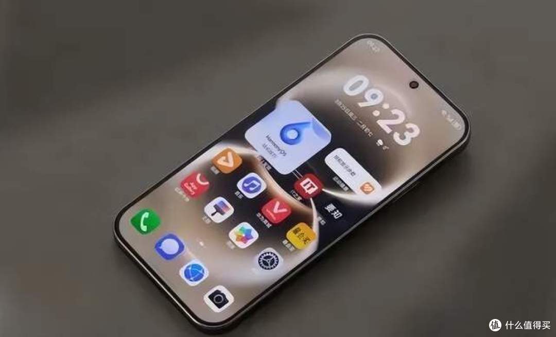 华为再现新爆款,8500mAh+麒麟8000+鸿蒙OS6,销量超越iPhone17