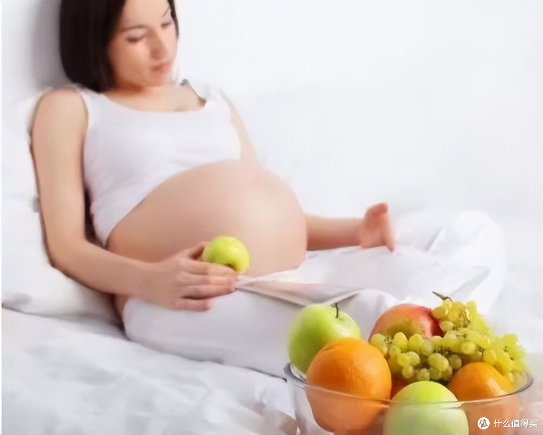 孕妇吃冰箱剩菜离世!孕期,这5类食物千万少碰