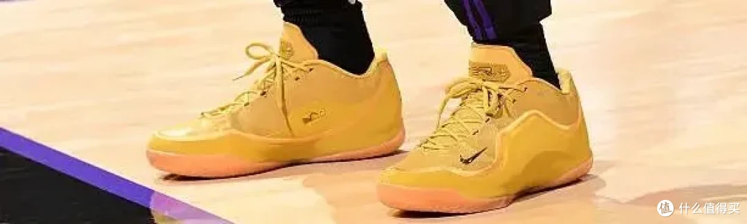 【NBA每日上脚】库里亲自带货!街舞风雷还要出黄色版本?