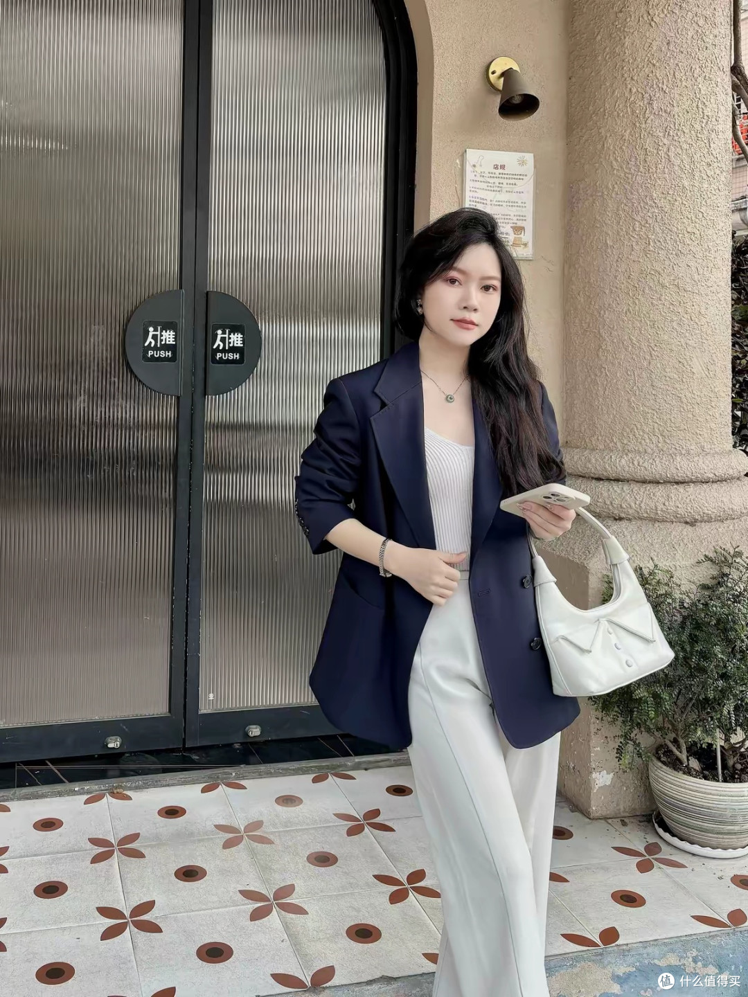 复古与经典：LILY2026西装