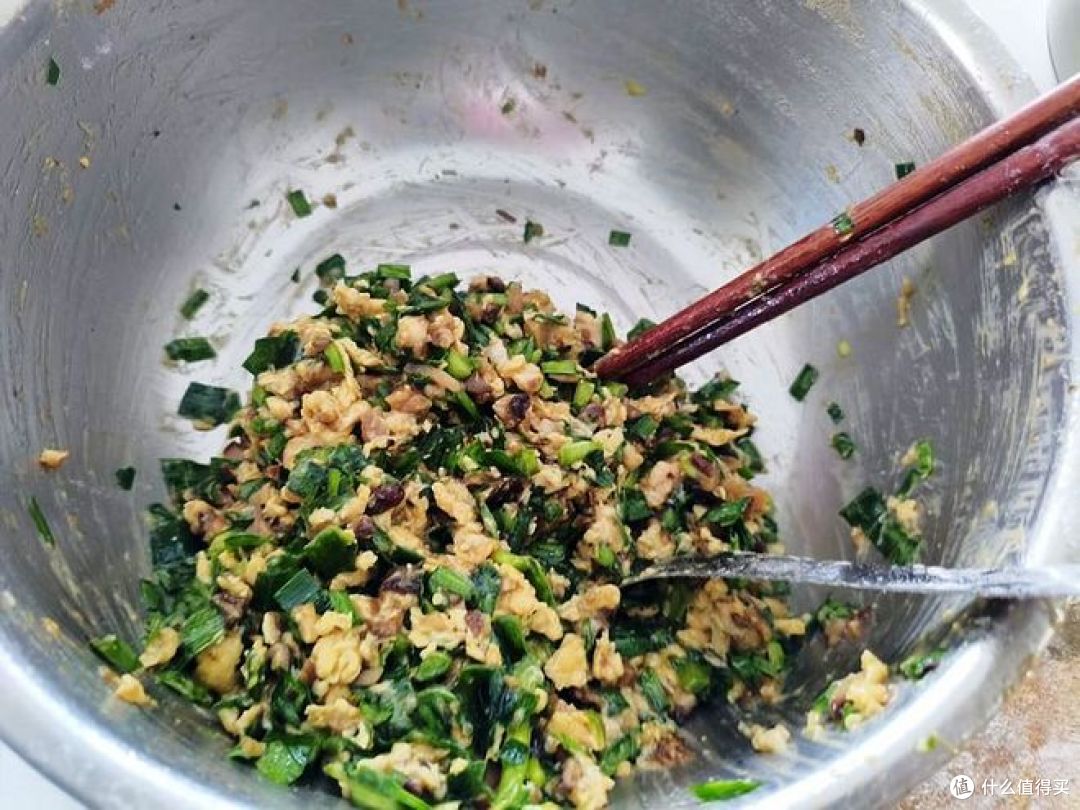 把春天吃进肚子,韭菜搭配哪三种食材?才好吃香浓!
