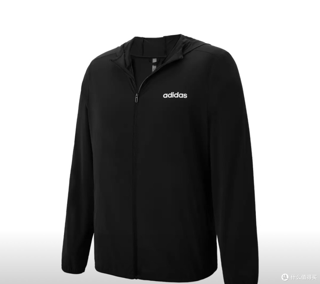 adidas春季外套:轻盈与百搭