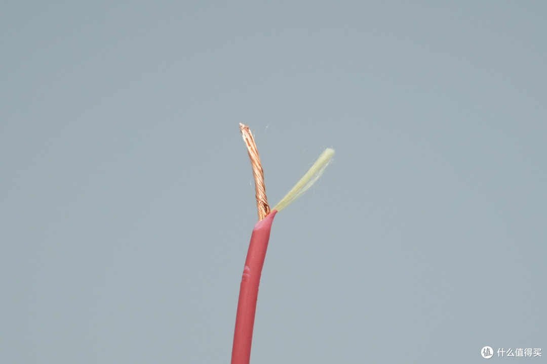 支持22kW充电功率,莲花跑车欧标三相交流充电枪延长线拆解