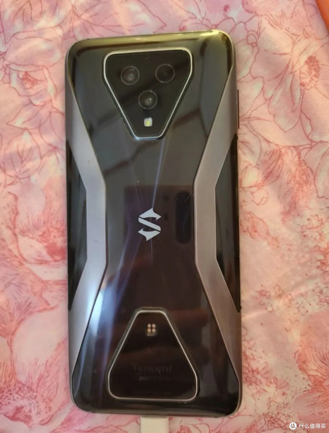 原价四千的骁龙8系游戏手机,如今1折都不要!标配12G大内存