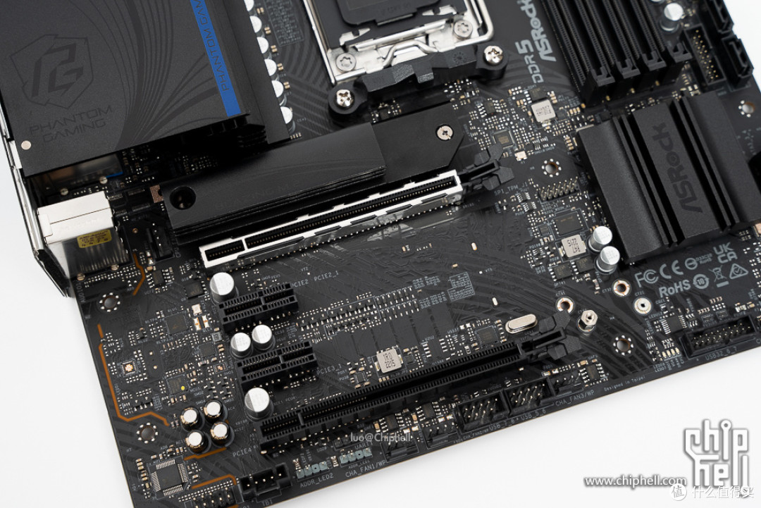 风冷游戏主机,分型工艺 Torrent Compact 装机