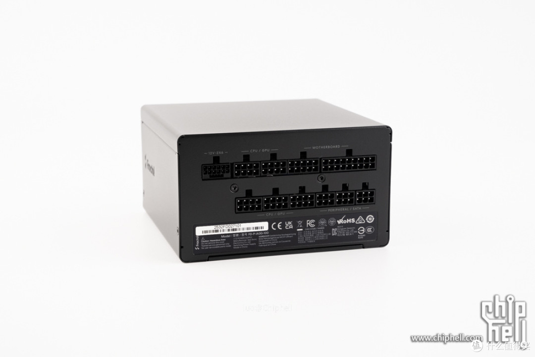 风冷游戏主机,分型工艺 Torrent Compact 装机