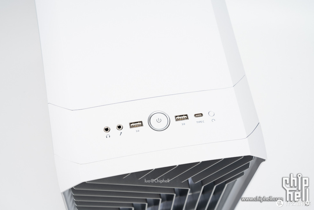 风冷游戏主机,分型工艺 Torrent Compact 装机