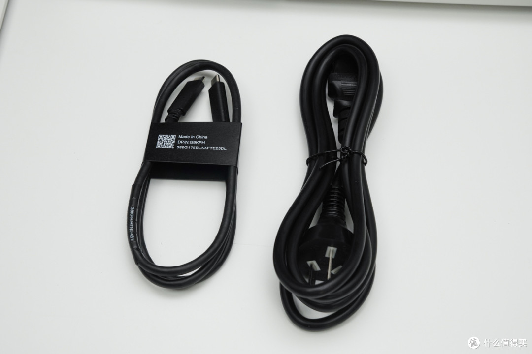 90W 一线通 戴尔 S3225QC 显示器体验