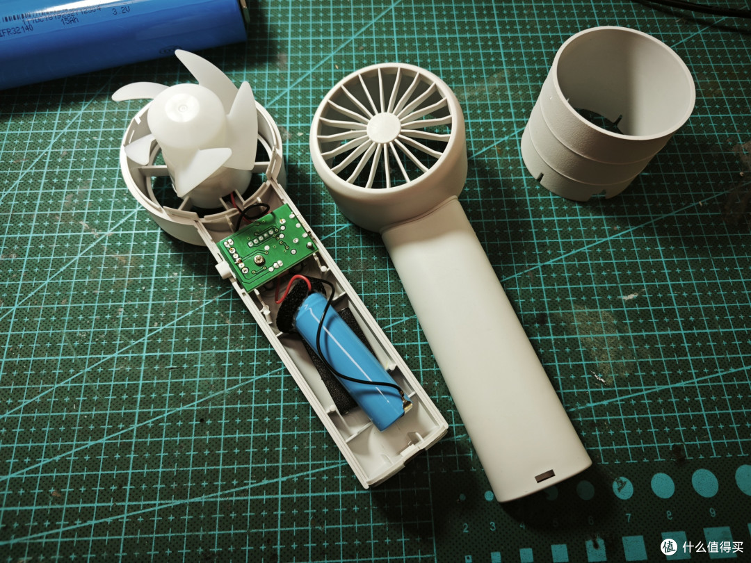 “大屏LED半导体冰敷涡轮冰感飓风制冷无刷小风扇”真的吹得爽吗