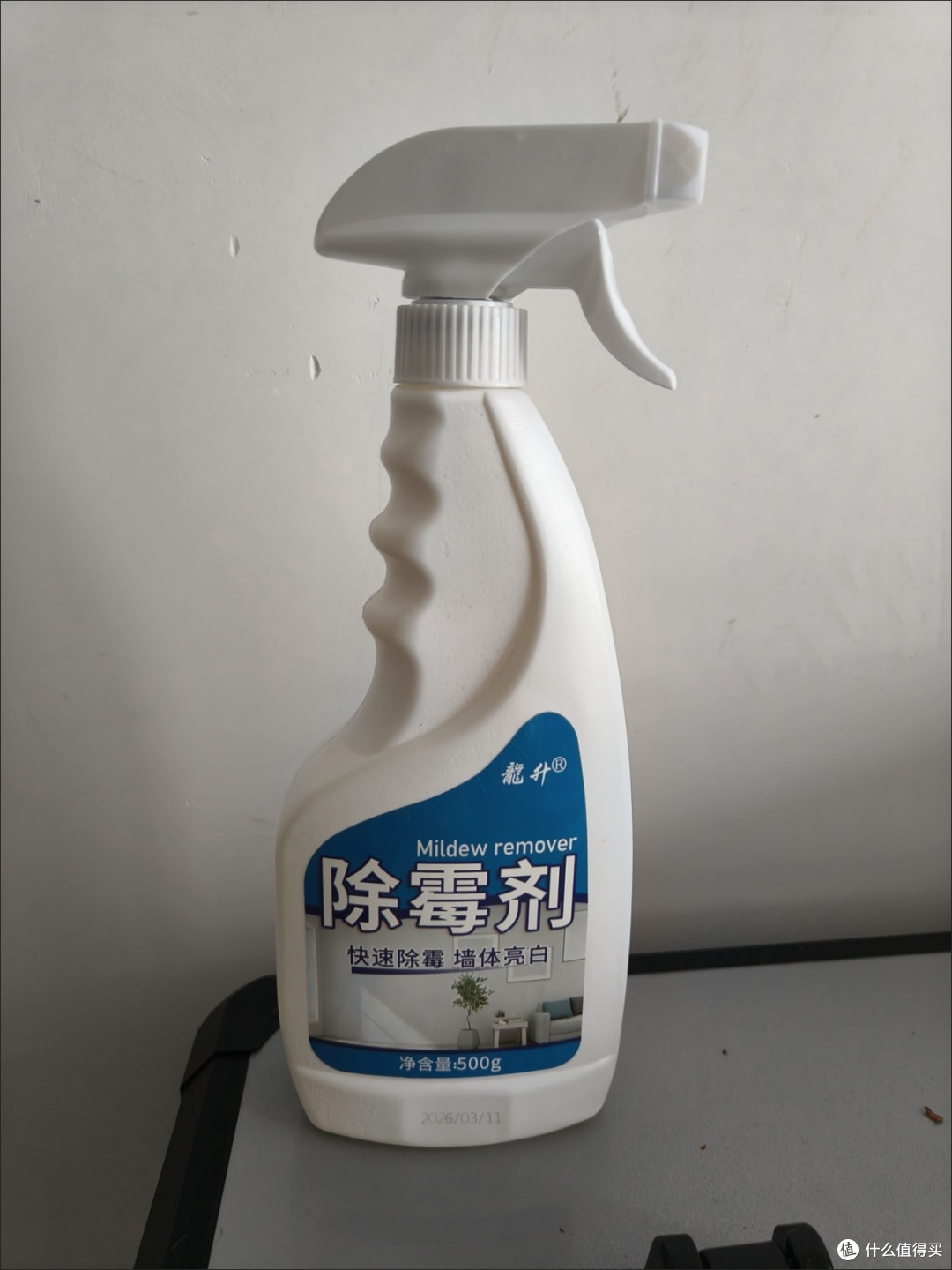 墙面墙角除霉必备!墙体除霉剂,快速清除黑霉斑