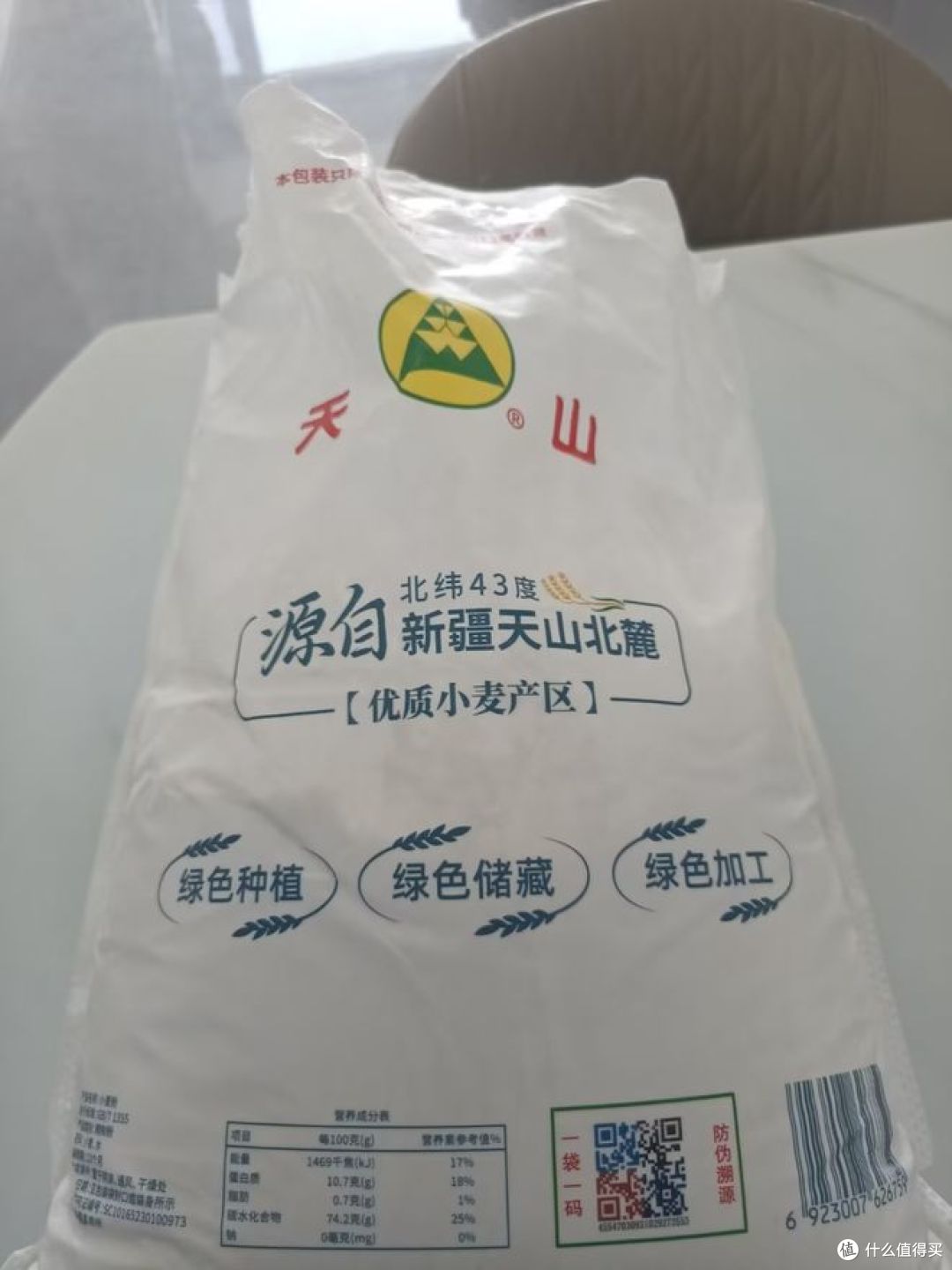 炸酱面,看看我家怎么做的,用哪种面粉做的手擀面?