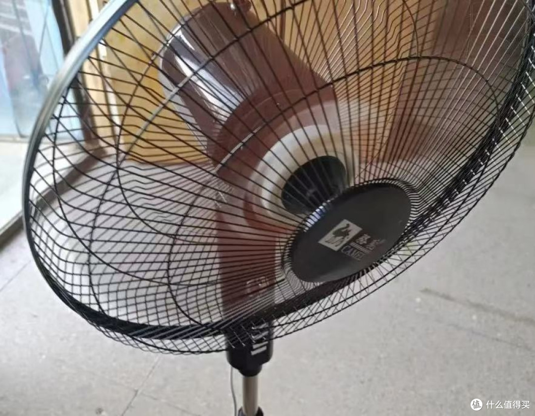 电风扇哪个品牌质量好?闭眼入!十大公认最耐用低噪运行不扰眠