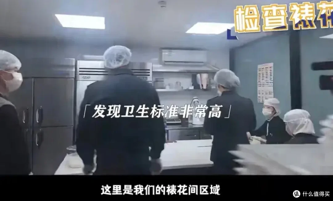 反转爆红!家长维权反翻车,蛋糕店意外收获 “泼天流量”