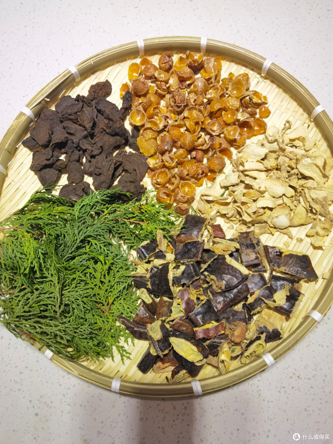 拼多多平价惊喜!侧柏叶植物洗发水,油头防脱太能打