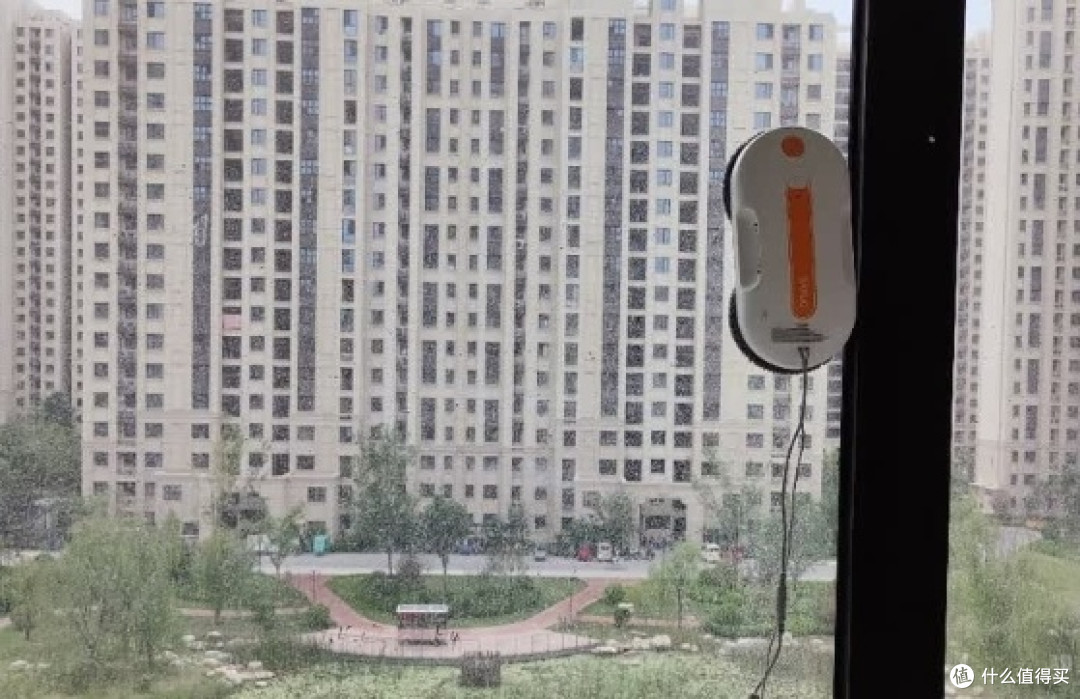 擦窗机器人实用吗?实测10款囗碑最好的擦玻璃机器人品牌排行榜!