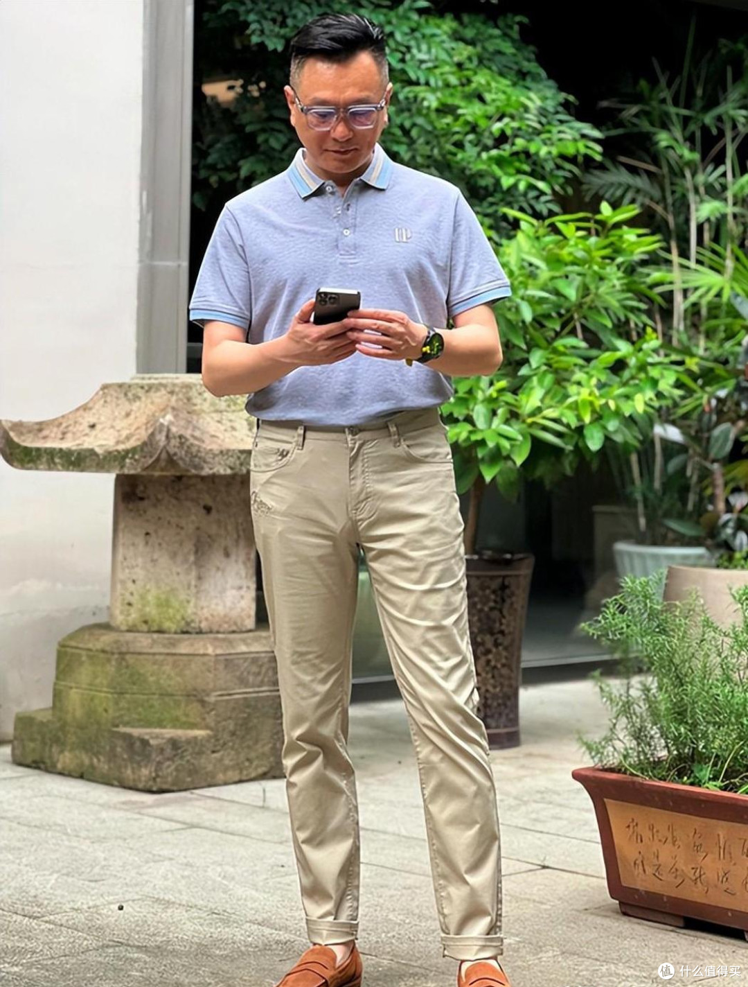 比没钱可怕的是:穿廉价衣服,明明打扮很精致,看着老气更土了
