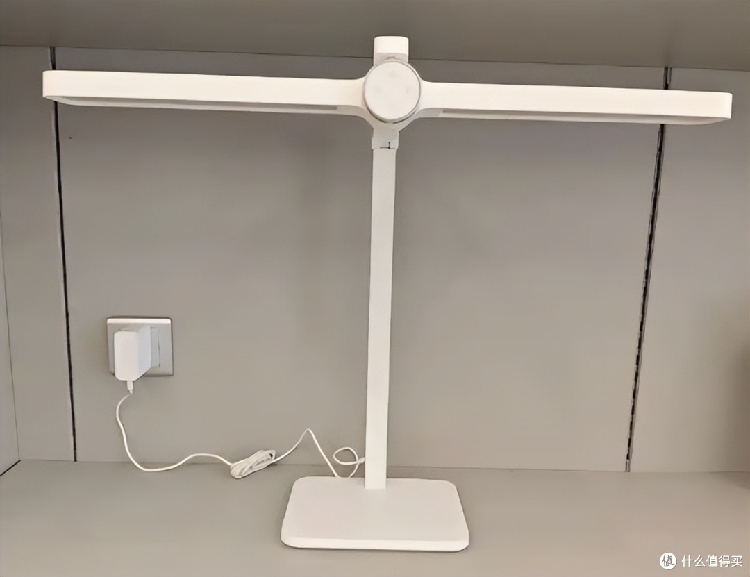 护眼灯哪个品牌好?精选王牌闭眼可冲的护眼灯排名前十的品牌分享