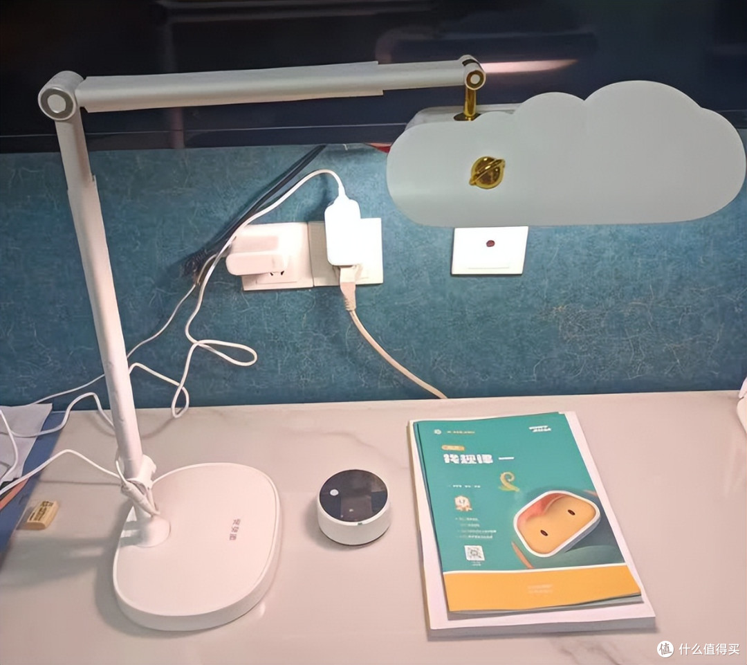 护眼灯哪个品牌好?精选王牌闭眼可冲的护眼灯排名前十的品牌分享