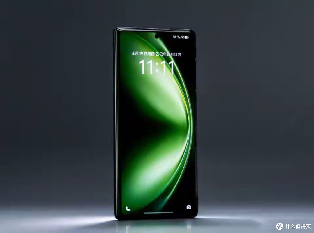 vivo X Fold6配置全曝!骁龙8至尊版+2亿长焦,友商大折叠压力大