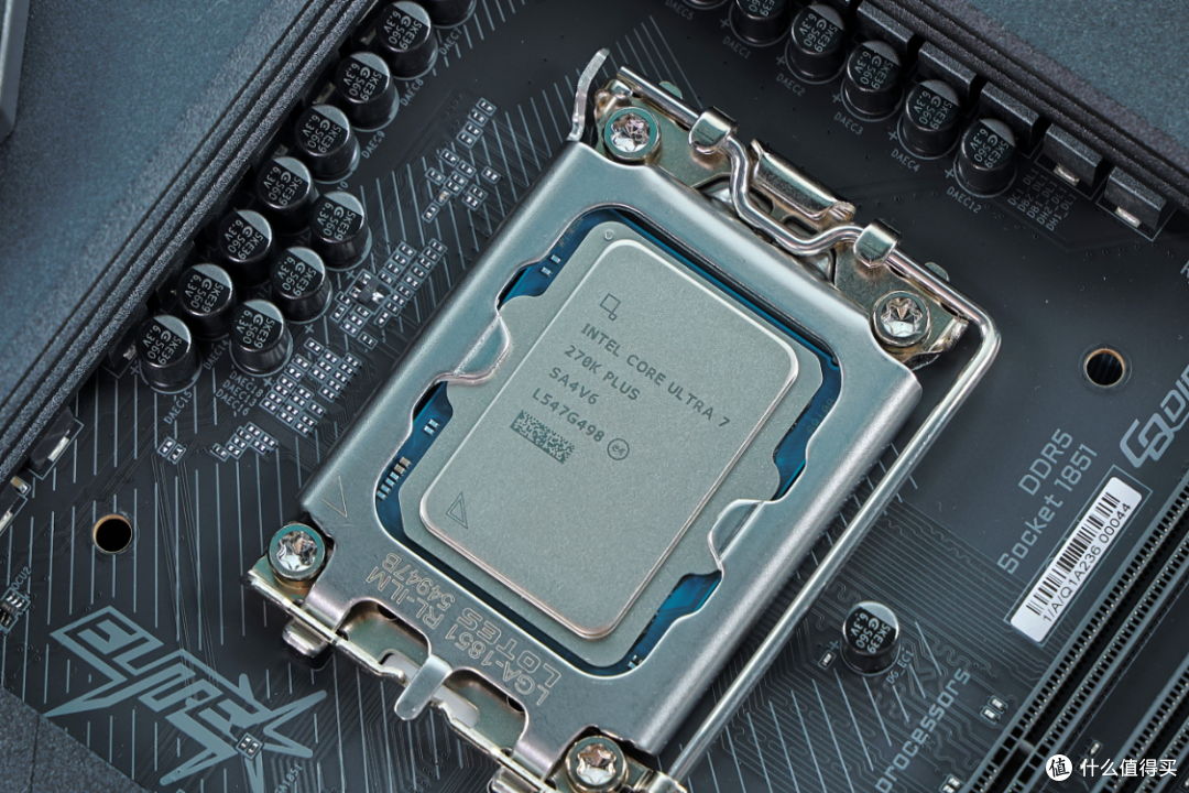 加量不加价!酷睿270K Plus+技嘉Z890小雕DUO X+5080HOF装机实测