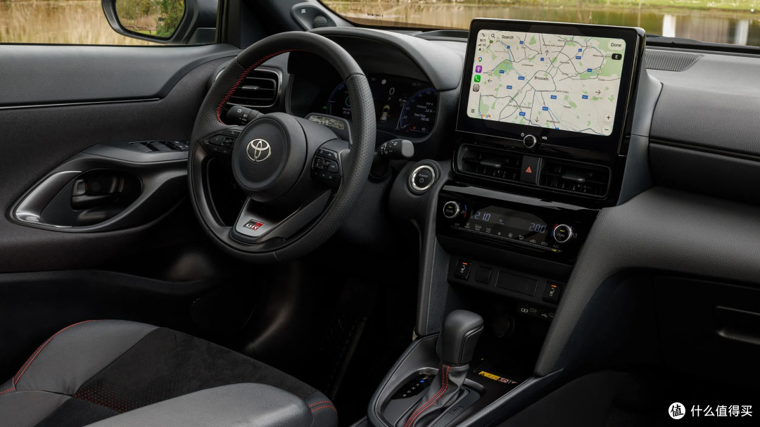 一年卖20万辆还改款！丰田Yaris Cross到底在折腾啥？