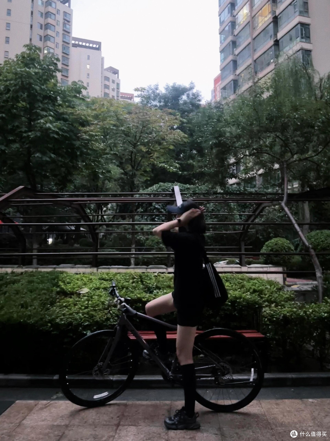 骑行风夹克的实用与颜值之辩