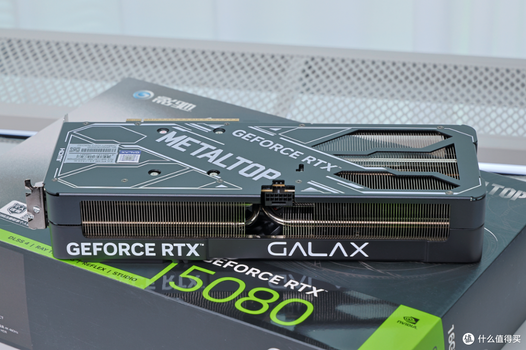 能打好看桌面立式小钢炮:98X3D+B850M电竞雕+5080黑金+CH270机箱