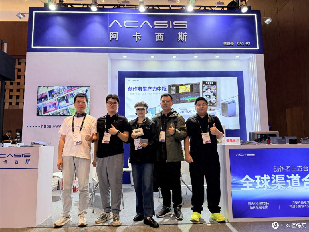 雷电5+全闪阵列!8K时代生产力神器,阿卡西斯Mac生态方案太顶了