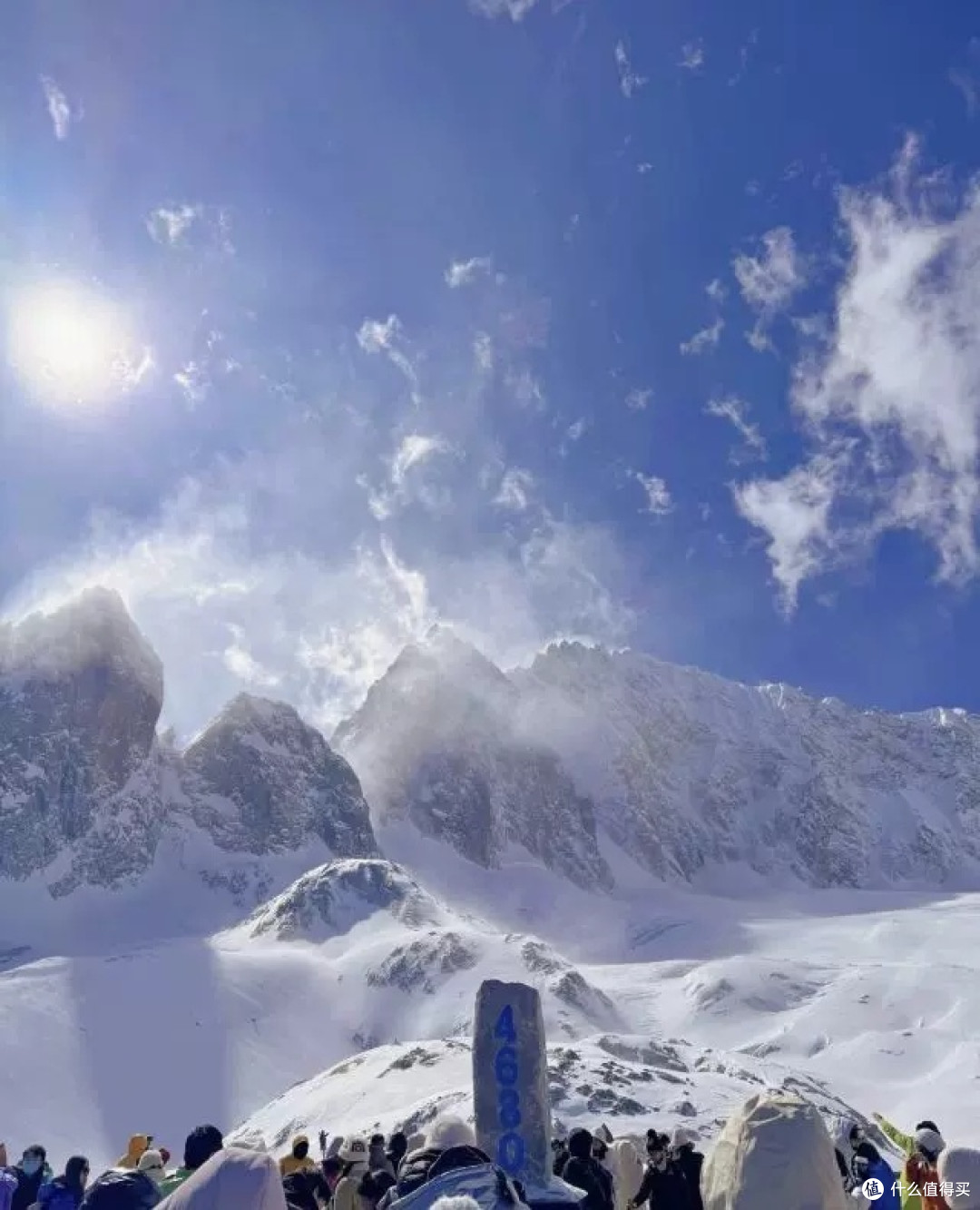 打卡玉龙雪山：奔赴一场离天空最近的蓝色之约
