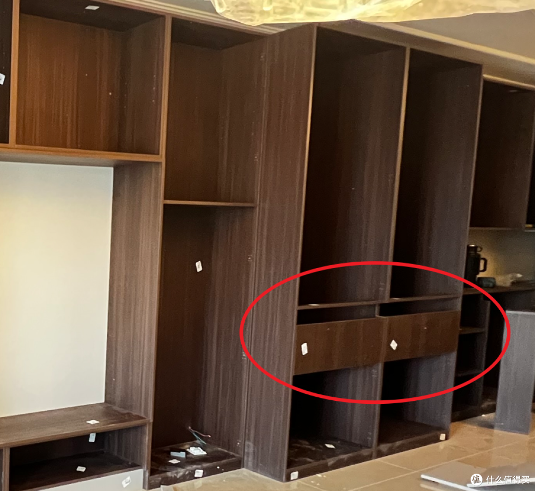 11长米整墙的全屋定制-窄玄关鞋架&羽绒服临时收纳终极解决方案