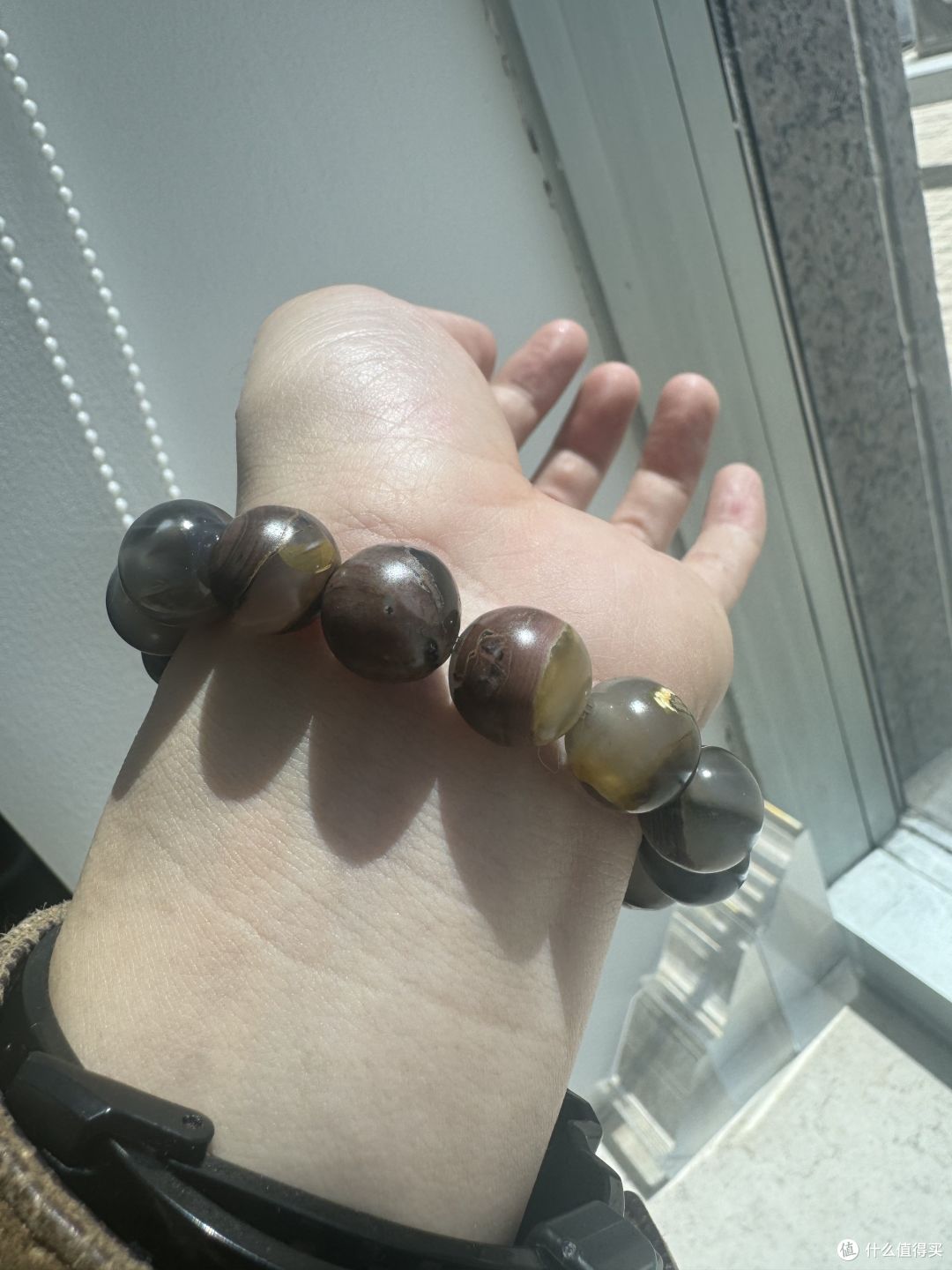 质感能打：硬度堪比翡翠，越盘越润