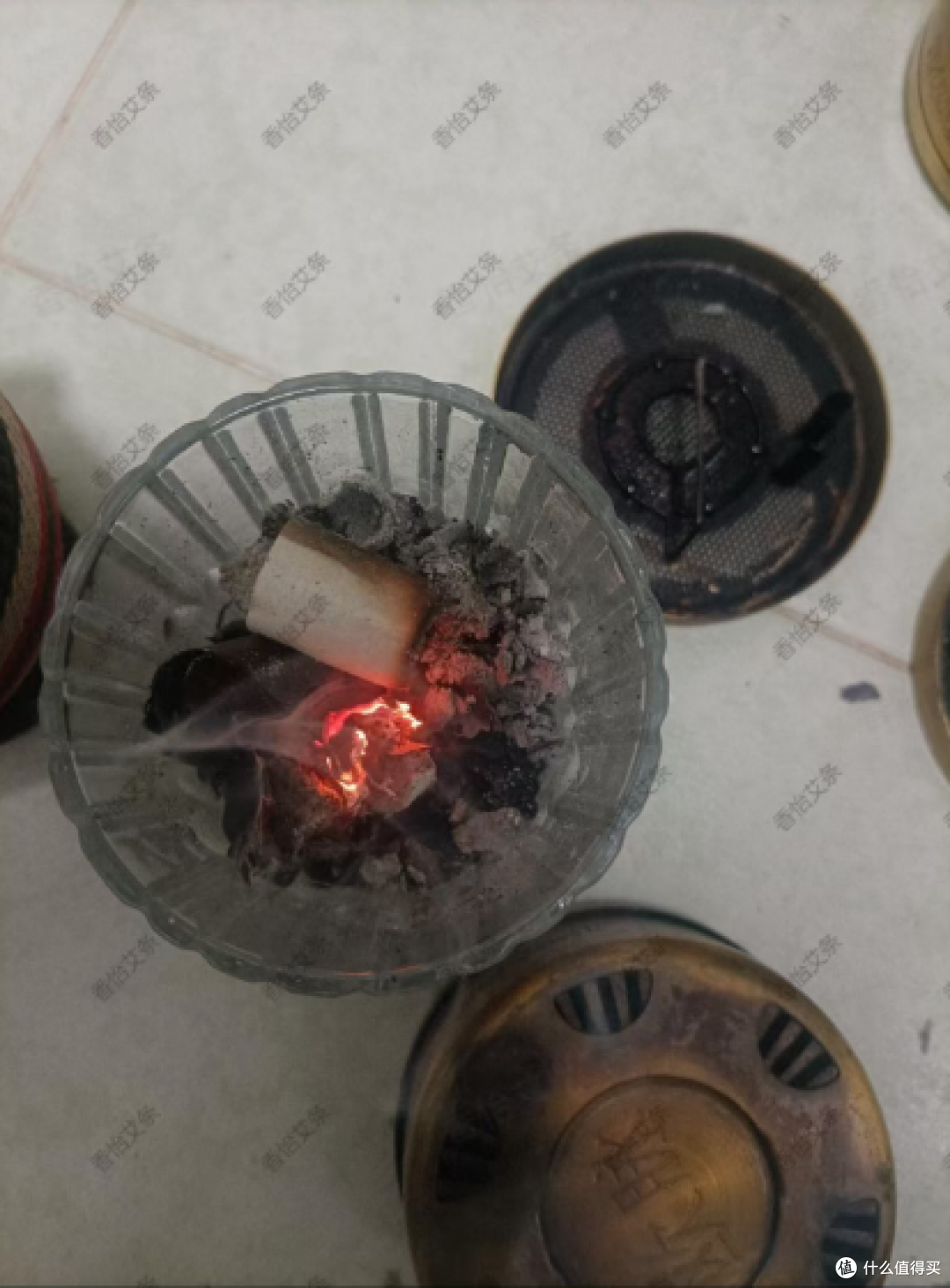艾灸很好,很多新手适应不了艾烟,觉得艾烟呛熏眼睛,如何解决?