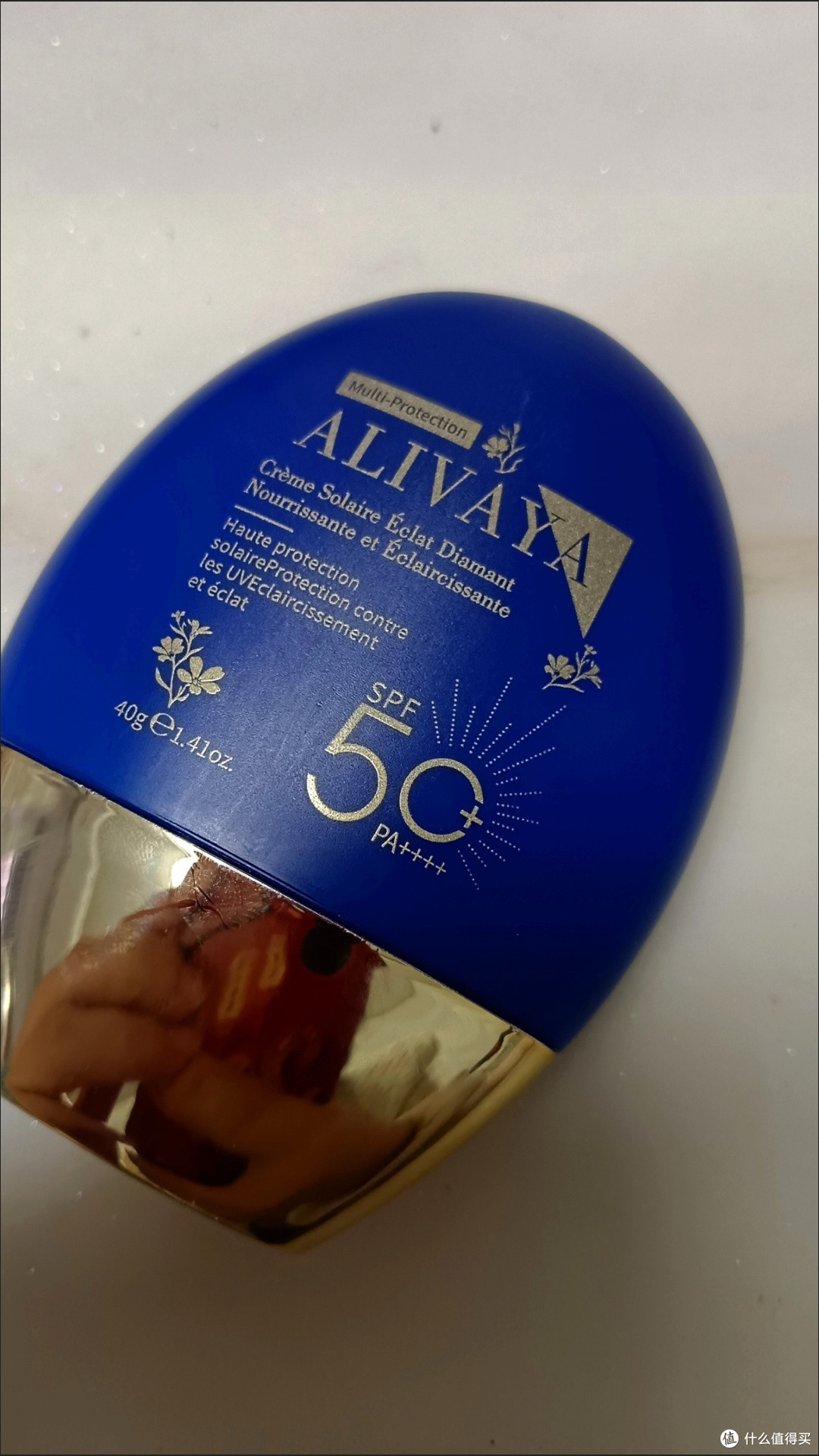 Alivaya防晒霜：高倍防护与清爽肤感