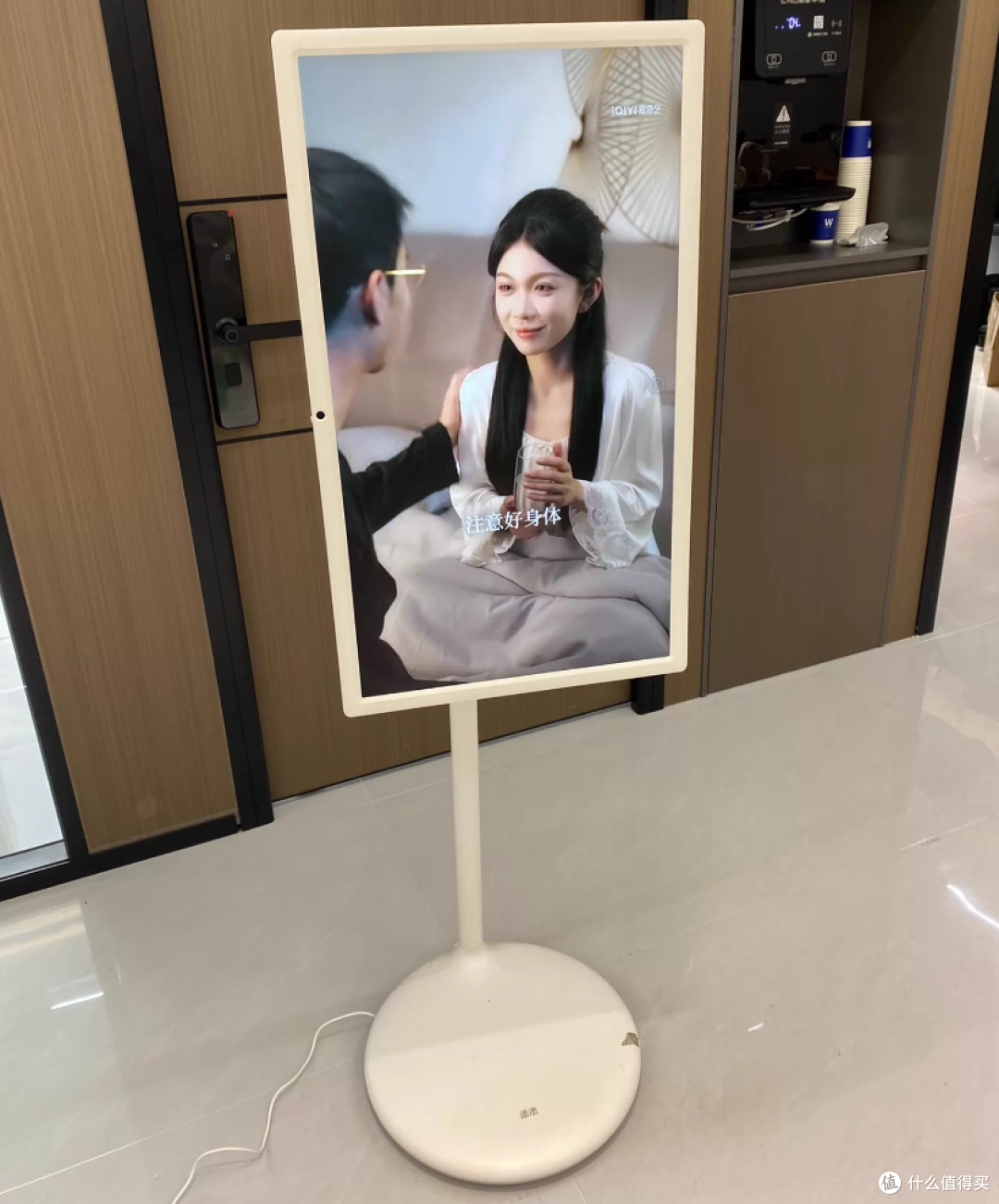 二手1300的全新小度闺蜜机,移动大屏+AI闺蜜,这价格值得冲吗?