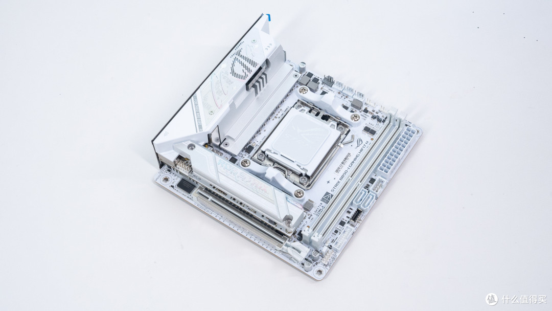 9L ITX小钢炮:9850X3D+ROG B850i 吹雪+AKLLA A5装机分享