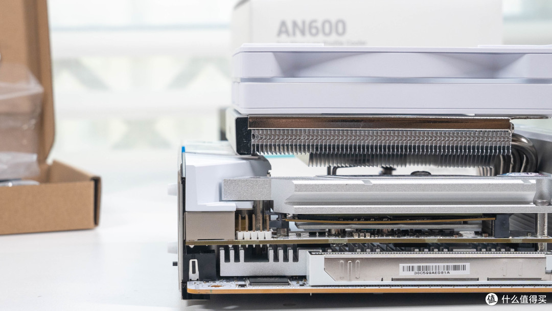 9L ITX小钢炮:9850X3D+ROG B850i 吹雪+AKLLA A5装机分享