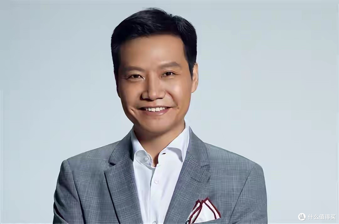 不建议有司机老板买小米！雷军：小米YU7确比迈巴赫二排大